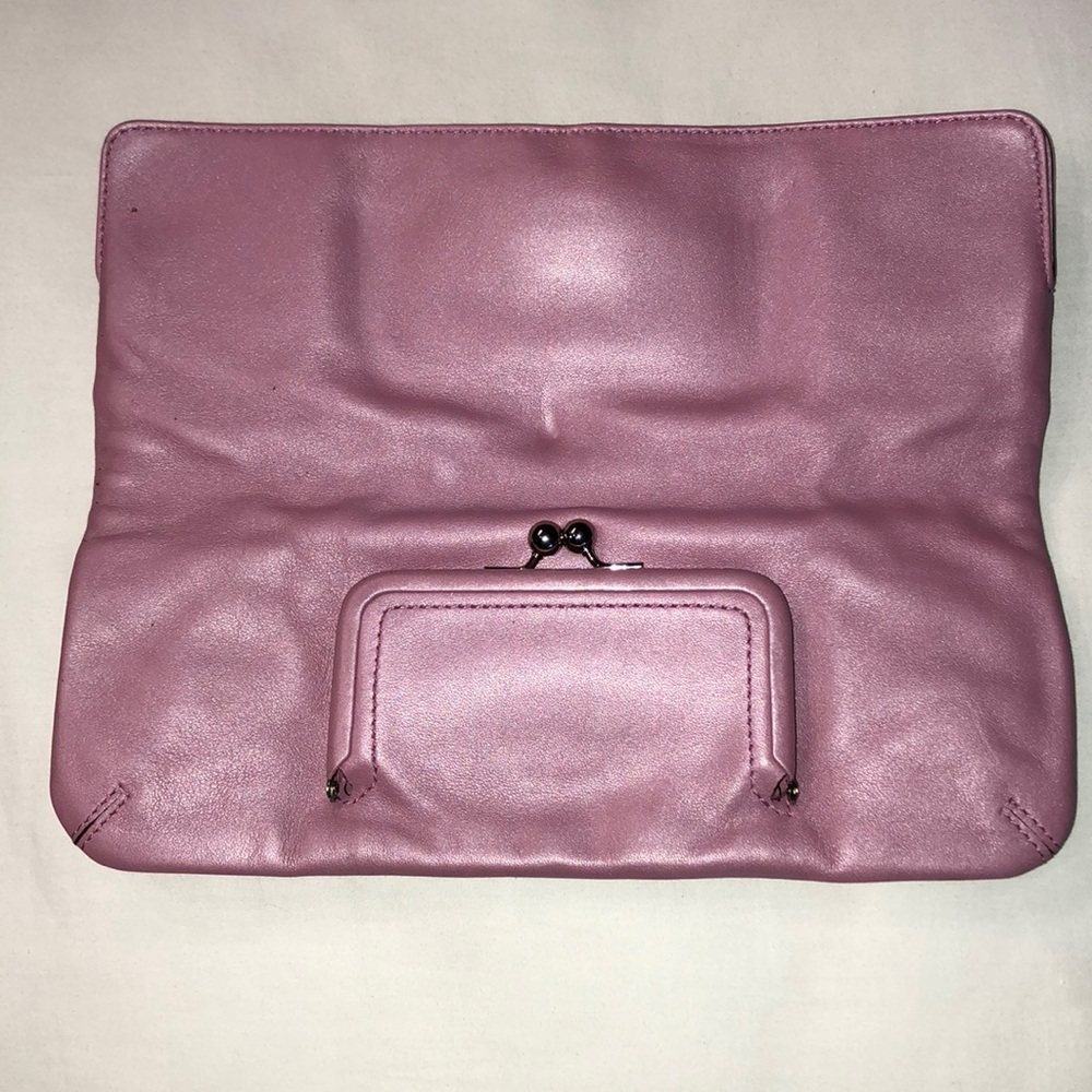 Coach, NWOT, pink pearly clutch, soft lambskin - Picture 3 of 9